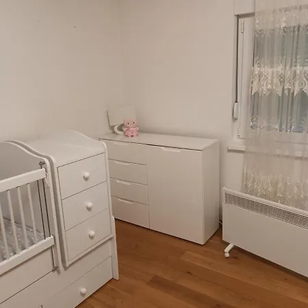 Dea Apartment *